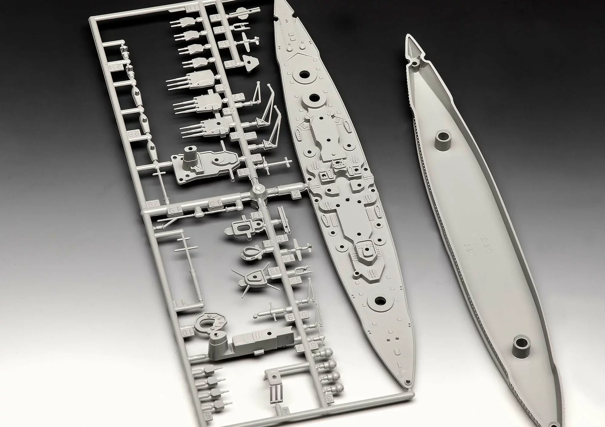 Model Set Battleship Gneisenau - Image 6